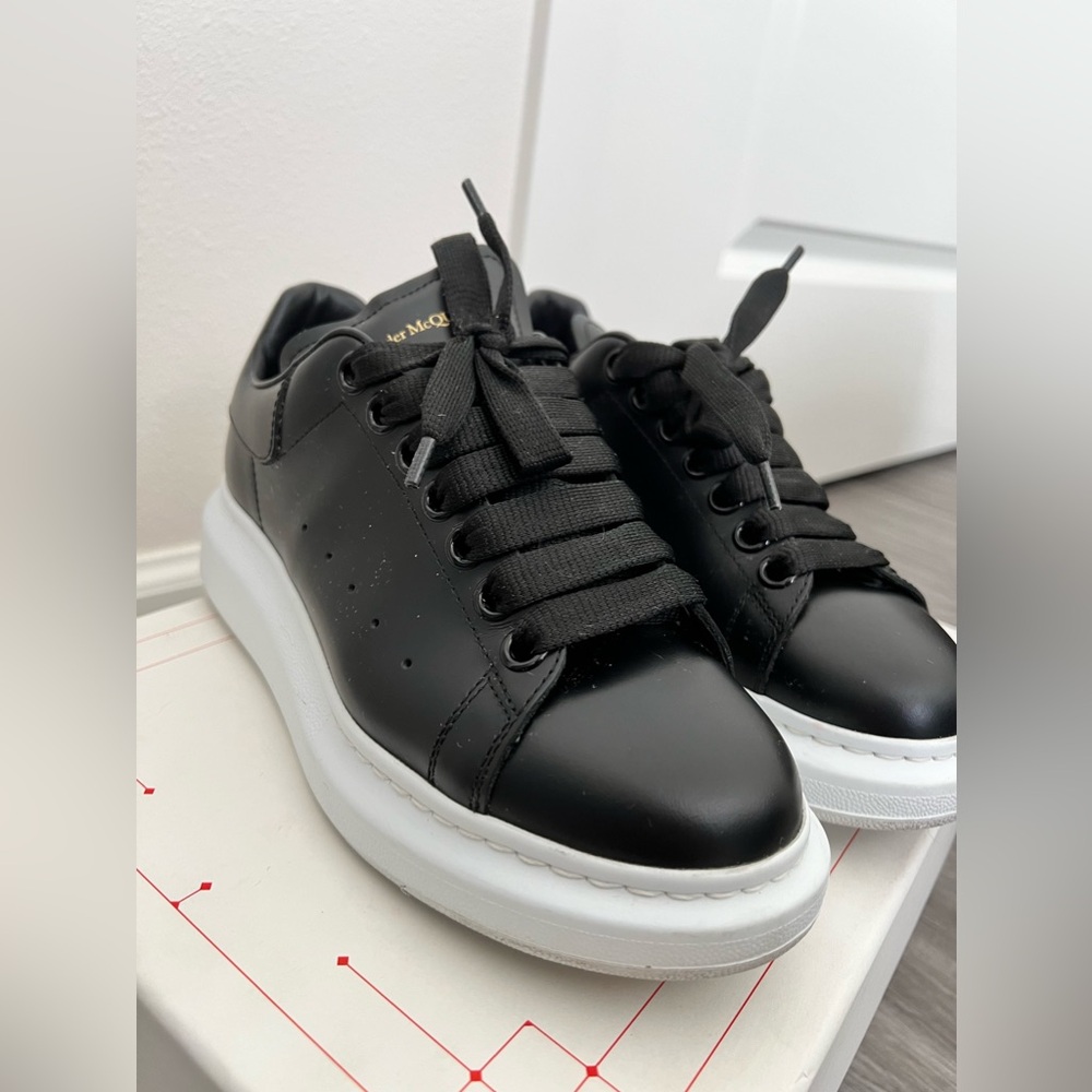 Alexander McQueen Black Sneaker